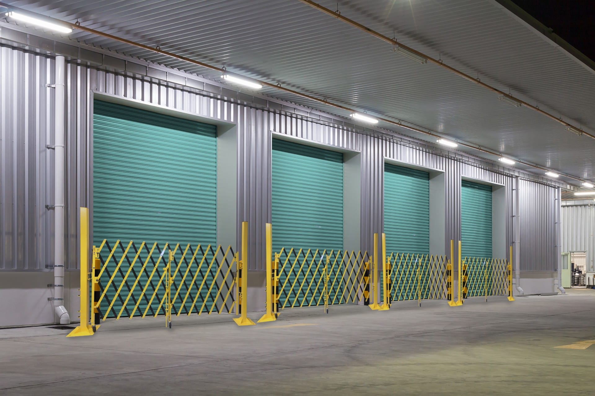 LoadDox-Guard® Loading Dock Safety Barrier