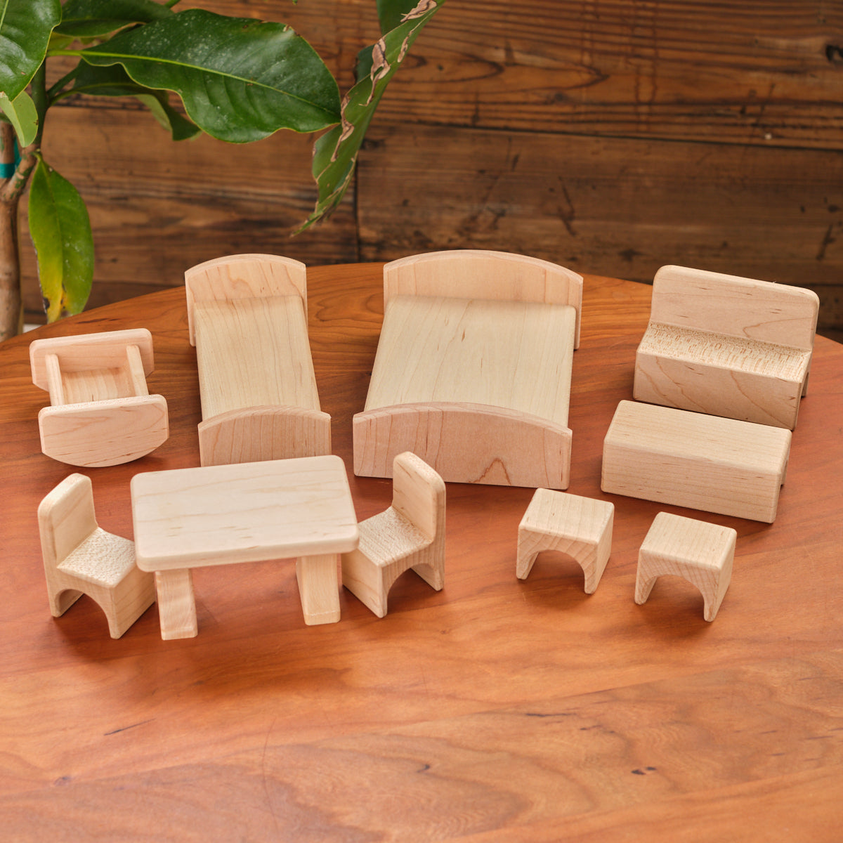 10 Piece Maple Wood Dollhouse Furniture Set