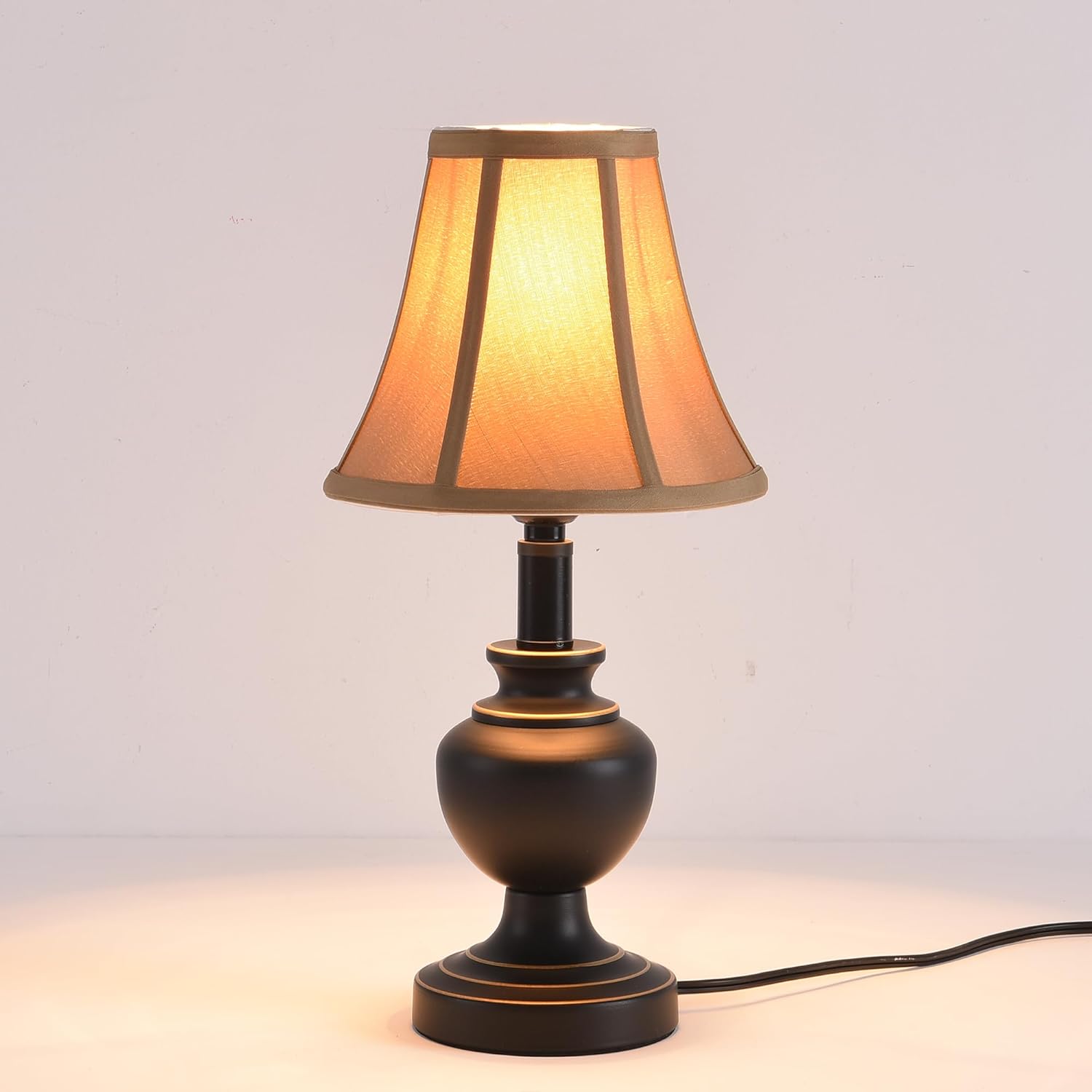 OFESE Traditional Table Lamp, Desk Lamp for Living Room with Fabric Shade