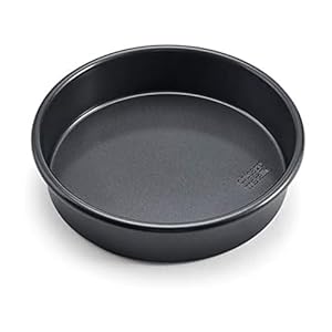 Chicago Metallic Professional Non-Stick Round Cake Pan, 9-Inch