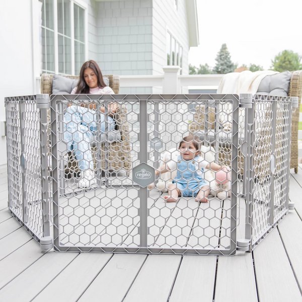Regalo Safety 192" Super Wide 2-in-1 Baby Play Yard & Gate (Plastic)